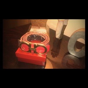 Red ferragamo belt